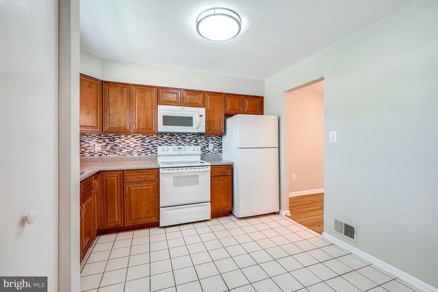 4617 WHITAKER PL, Woodbridge, VA 22193