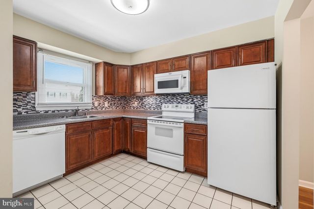 4617 WHITAKER PL, Woodbridge, VA 22193