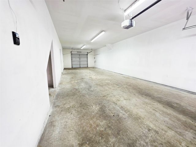 6623 Gulf Freeway, Houston, TX 77087