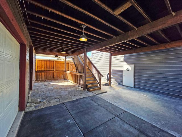 6623 Gulf Freeway, Houston, TX 77087