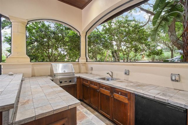 4806 ALEXANDRA GARDEN CT, Windermere, FL 34786