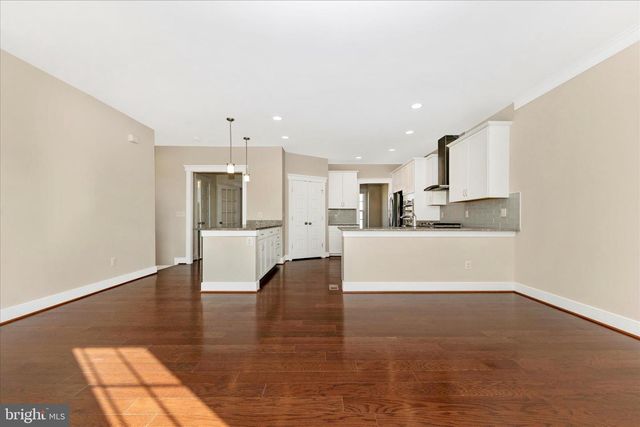 10211 TRAVILAH GROVE CIR, Rockville, MD 20850