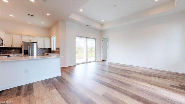 2872 64th AVE NE, Naples, FL 34120