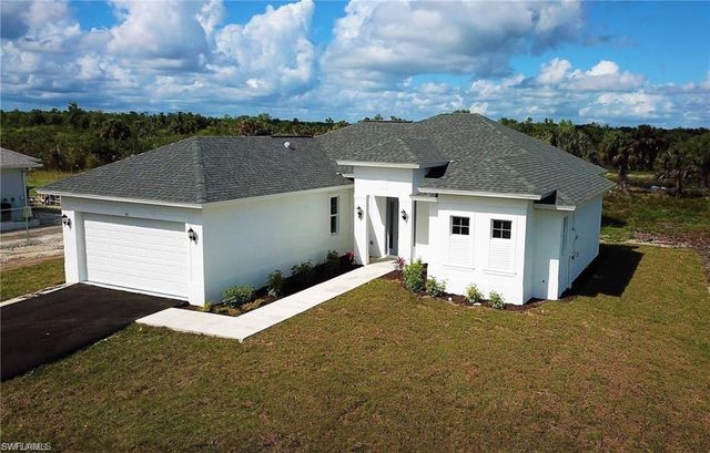 2872 64th AVE NE, Naples, FL 34120