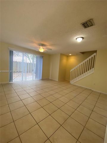 959 NE 42nd Pl 959, Homestead, FL 33033