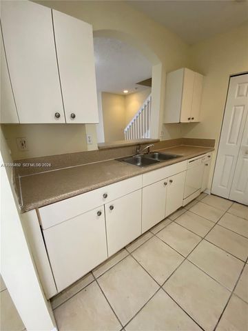 959 NE 42nd Pl 959, Homestead, FL 33033
