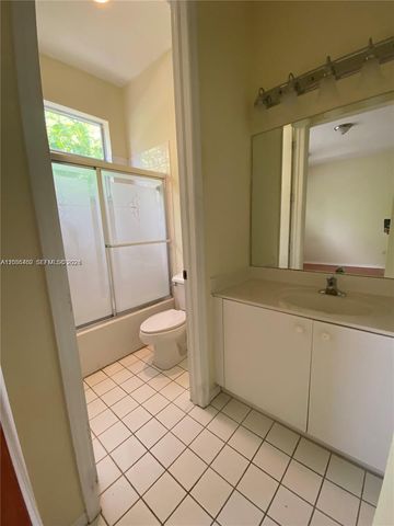 959 NE 42nd Pl 959, Homestead, FL 33033