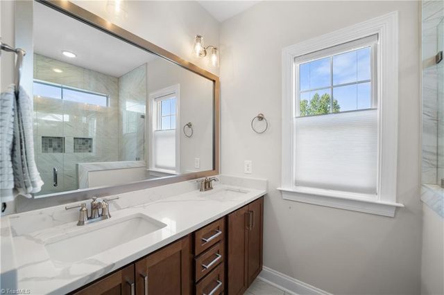 1720 Eastover Drive, Kernersville, NC 27284
