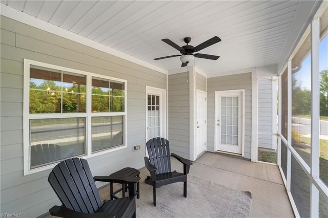 1720 Eastover Drive, Kernersville, NC 27284