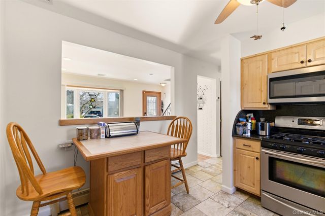 175 Van Buren Street, West Babylon, NY 11704