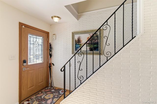 175 Van Buren Street, West Babylon, NY 11704