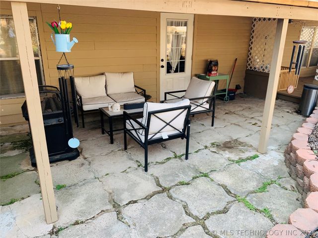 130 S Highland, Stringtown, OK 74569