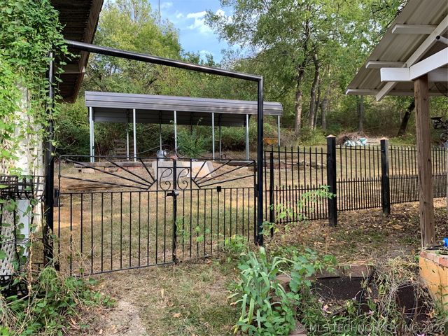 130 S Highland, Stringtown, OK 74569