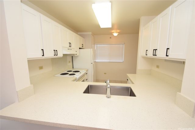 3054 Ala Poha Place 2203, Honolulu, HI 96818