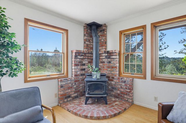 13551 Brannon Ct, Nevada City, CA 95959