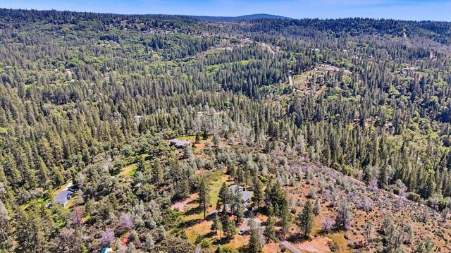 13551 Brannon Ct, Nevada City, CA 95959