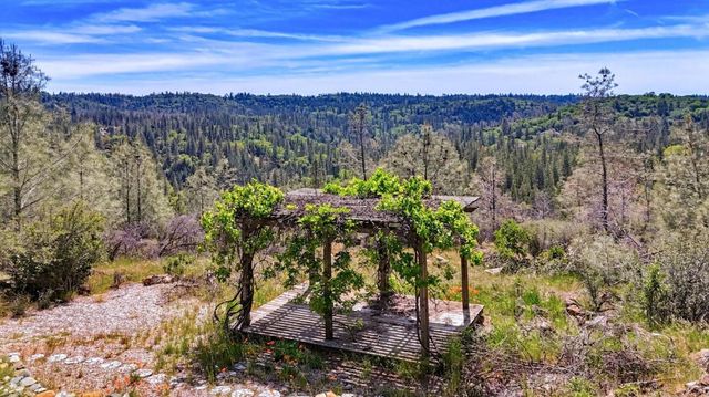 13551 Brannon Ct, Nevada City, CA 95959