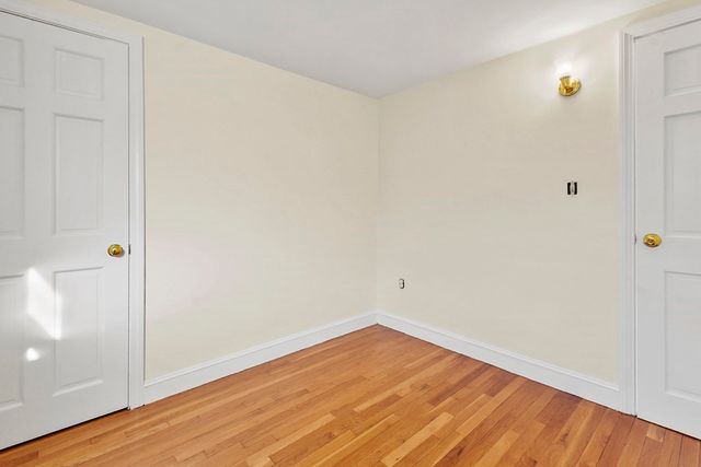 72 Cambridge Road 2, Woburn, MA 01801