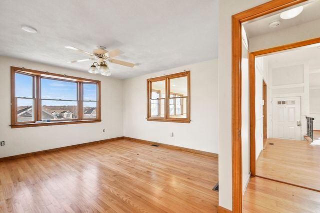 72 Cambridge Road 2, Woburn, MA 01801