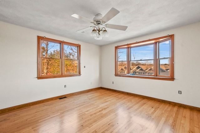 72 Cambridge Road 2, Woburn, MA 01801