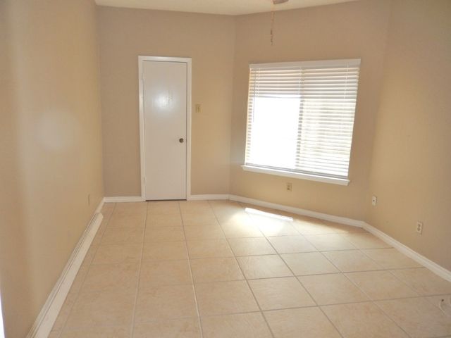 5550 Spring Valley Road C16, Dallas, TX 75254