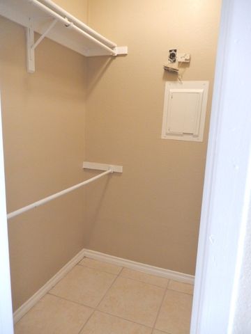 5550 Spring Valley Road C16, Dallas, TX 75254