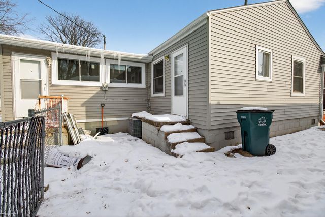 23361 Hazelwood Avenue, Hazel Park, MI 48030