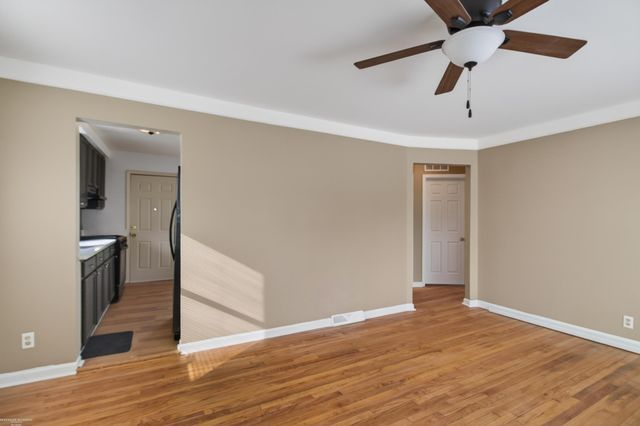 23361 Hazelwood Avenue, Hazel Park, MI 48030