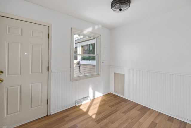 23361 Hazelwood Avenue, Hazel Park, MI 48030