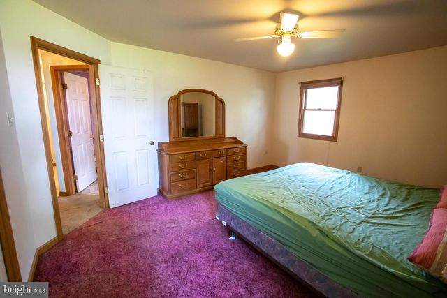 920 CHESTNUT ST, Royersford, PA 19468