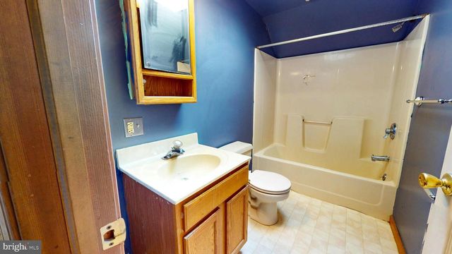 920 CHESTNUT ST, Royersford, PA 19468