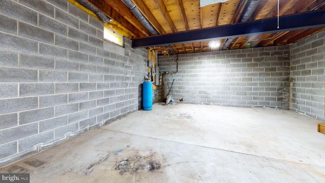 920 CHESTNUT ST, Royersford, PA 19468