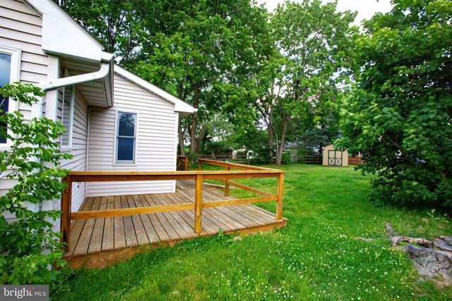 920 CHESTNUT ST, Royersford, PA 19468