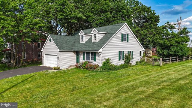 920 CHESTNUT ST, Royersford, PA 19468