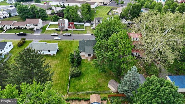 920 CHESTNUT ST, Royersford, PA 19468