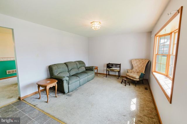 920 CHESTNUT ST, Royersford, PA 19468
