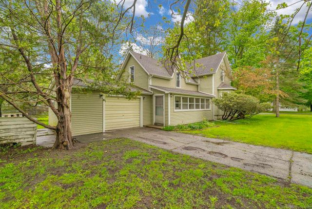 7153 Lake Street, Lexington, MI 48450