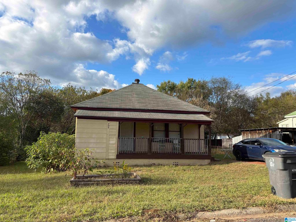 704 FALMOUTH STREET, Birmingham, AL 35224