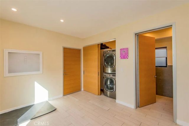 708 Hampton Drive, Venice, CA 90291