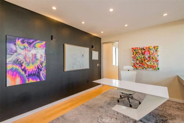 708 Hampton Drive, Venice, CA 90291