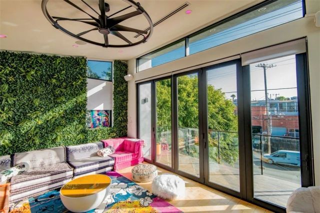 708 Hampton Drive, Venice, CA 90291