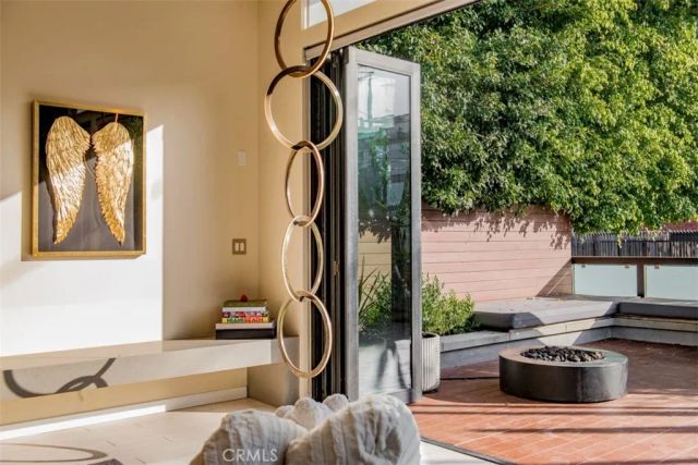 708 Hampton Drive, Venice, CA 90291