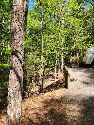 257 20th Street, Ellijay, GA 30540