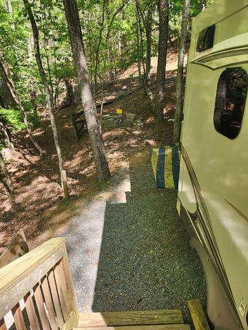 257 20th Street, Ellijay, GA 30540