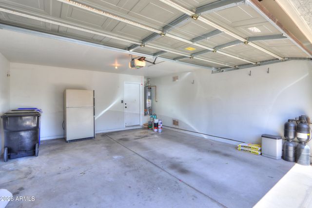 1014 S MOSLEY Drive, Chandler, AZ 85286