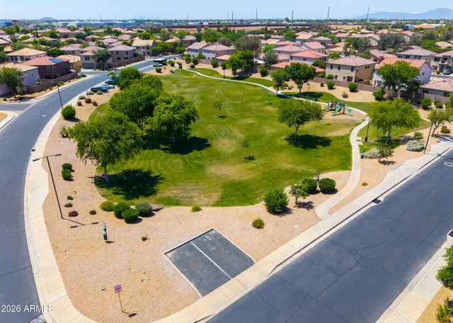 1014 S MOSLEY Drive, Chandler, AZ 85286