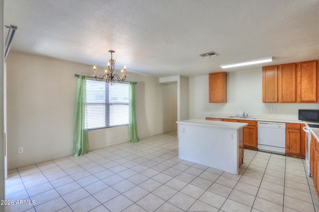 1014 S MOSLEY Drive, Chandler, AZ 85286