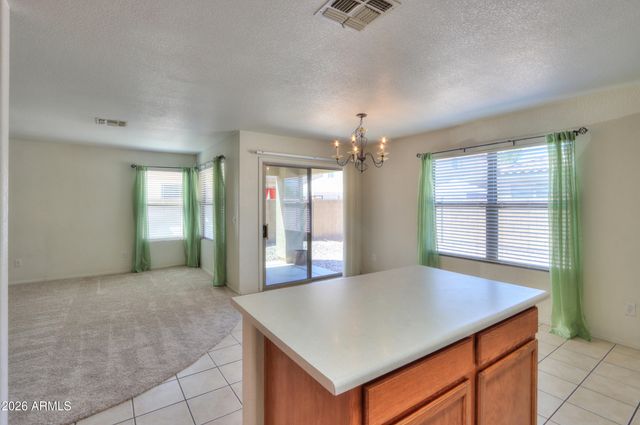 1014 S MOSLEY Drive, Chandler, AZ 85286