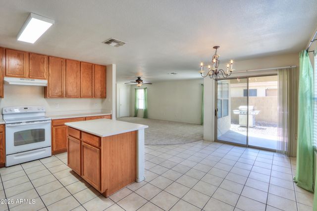 1014 S MOSLEY Drive, Chandler, AZ 85286