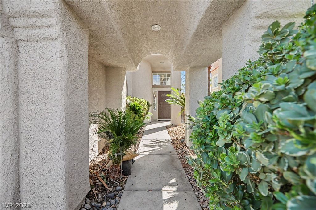 1828 Derbyshire Drive, Las Vegas, NV 89117 — photo 4